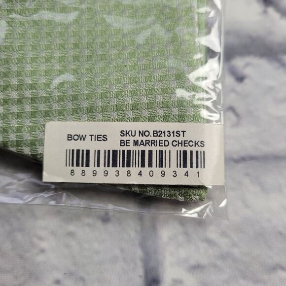 NWT The Tie Bar Be Married Sage Green Checks Silk Bow Tie - Picture 9 of 10